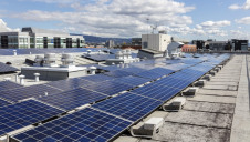 The eight-page guide also incorporates a number of 'top tips' on deploying onsite solar solutions